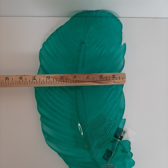 Vetri di Nennella Artistic Glass Leaf Plates, Trinket dish - Picture 7 of 16